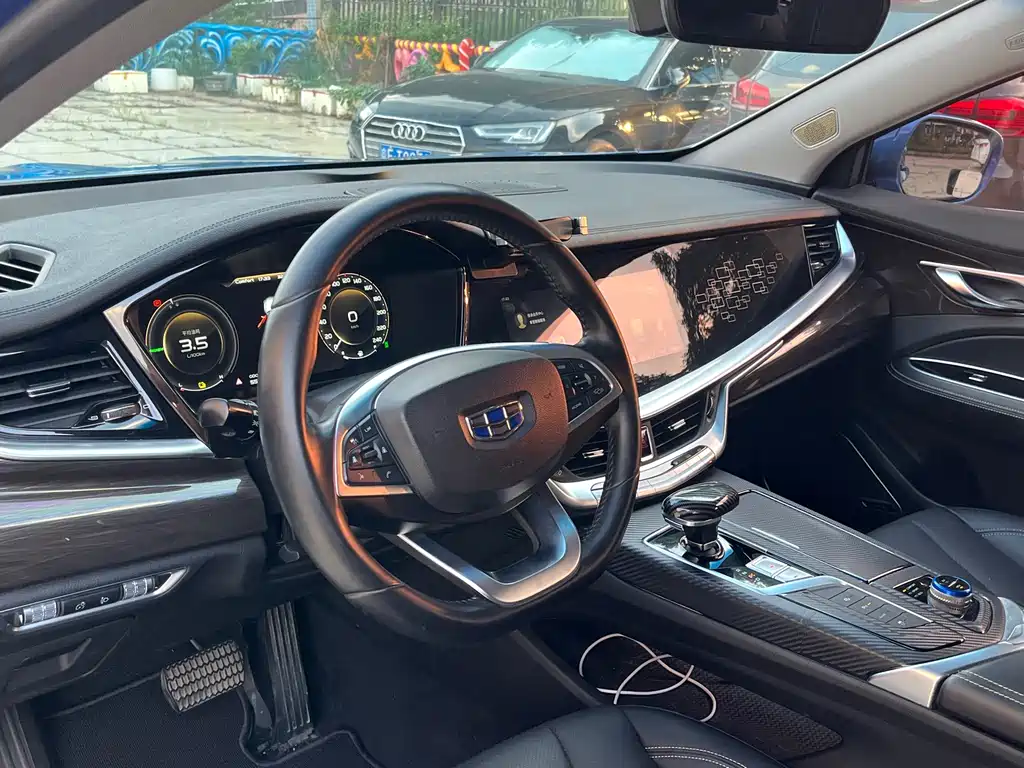 Geely Borui Hybrid — миниатюра 15