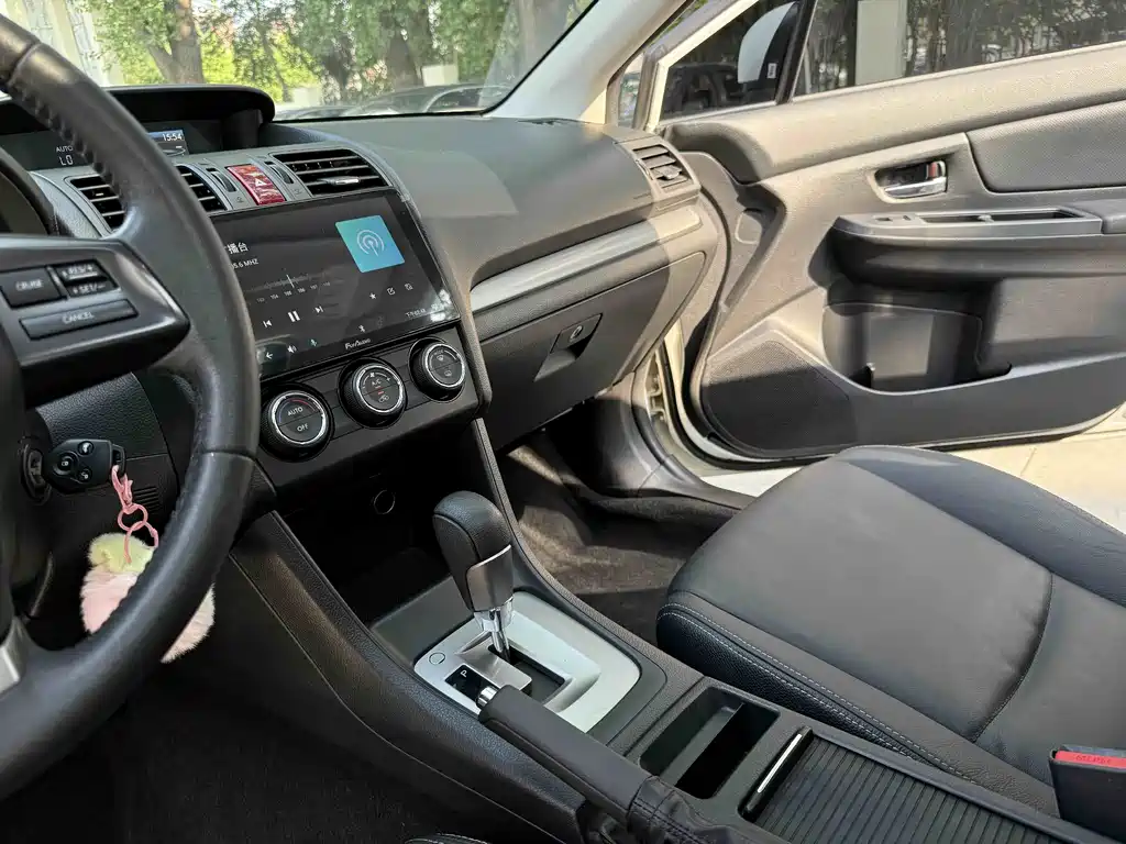 Subaru XV 2012 2.0i Luxury