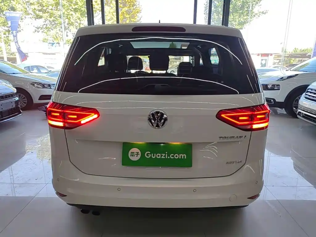 Volkswagen Touran — миниатюра 6