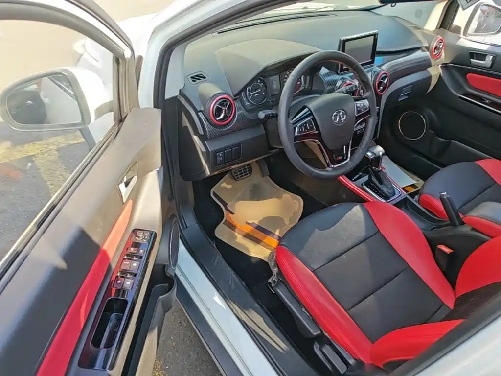 BAIC Senova X25 — миниатюра 16