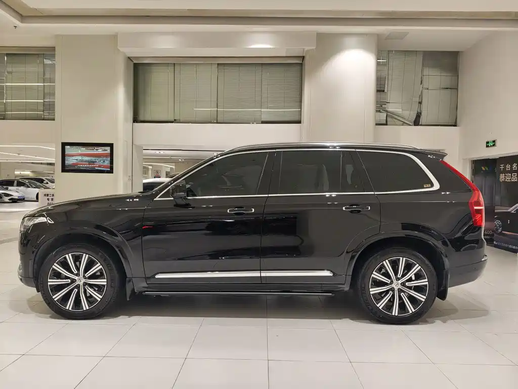 Volvo XC90 — миниатюра 13