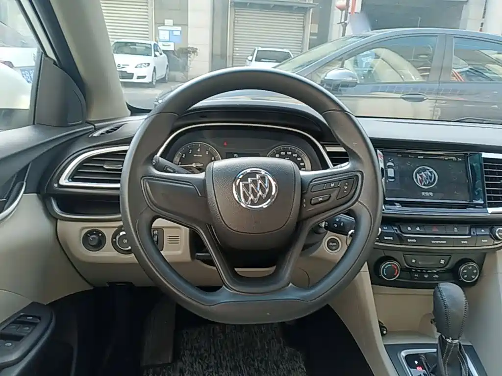 Buick Excelle — миниатюра 11