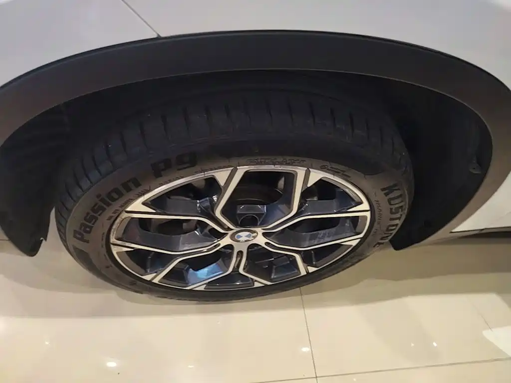 BMW X1 — миниатюра 23