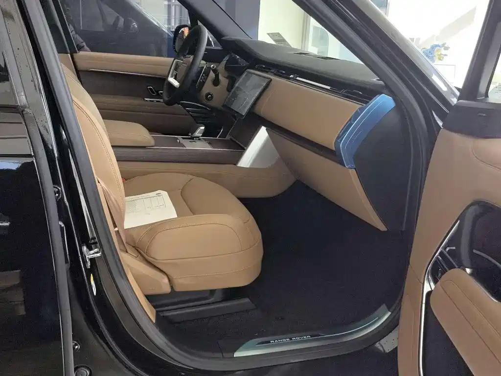 Land Rover Range Rover — миниатюра 3