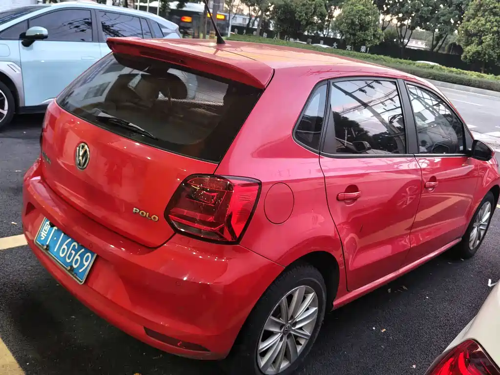 Volkswagen Polo — миниатюра 8