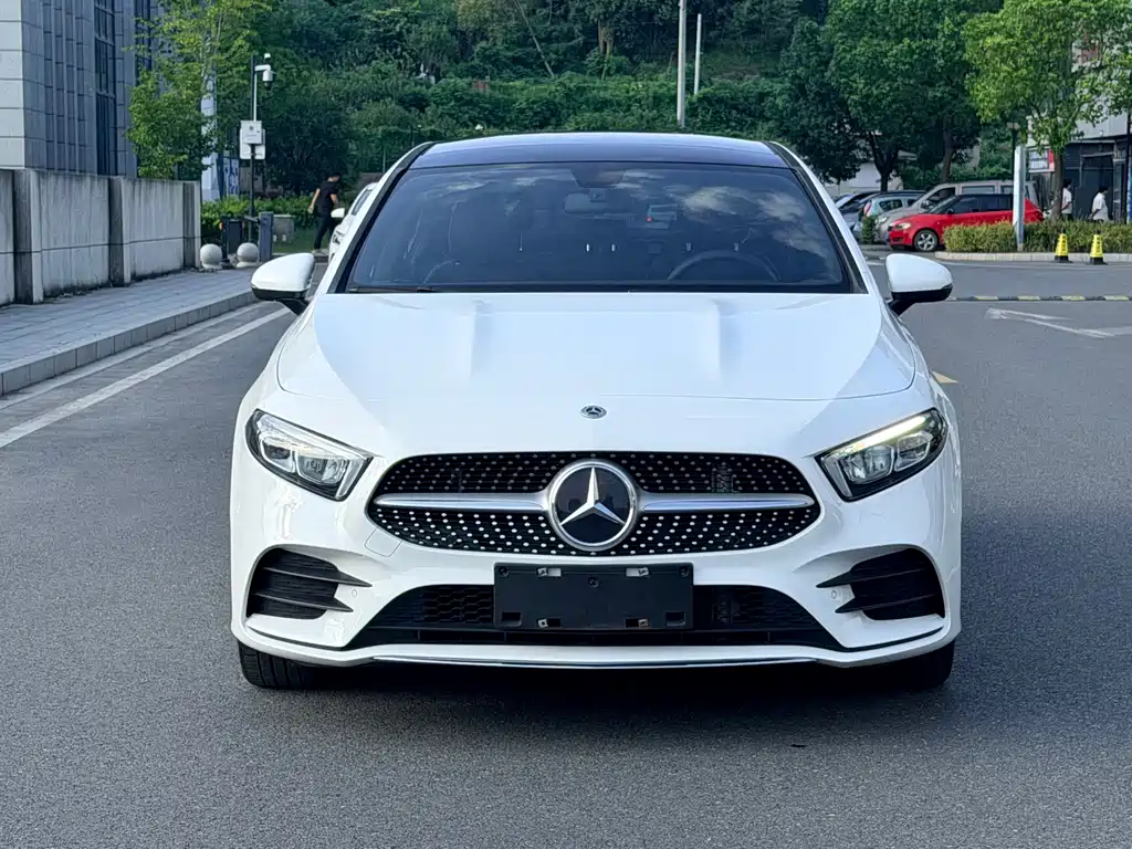 Mercedes-Benz A-Class — миниатюра 2