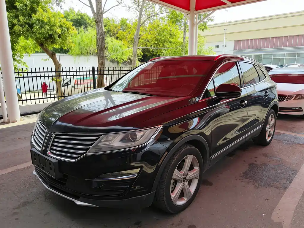 Lincoln MKC 2018