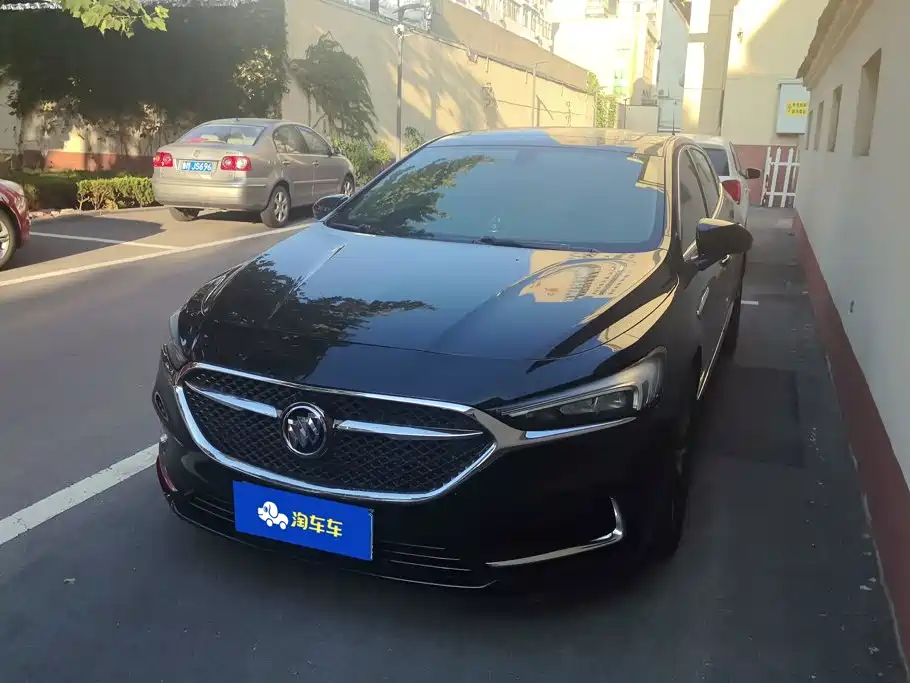 Buick LaCrosse — миниатюра 2