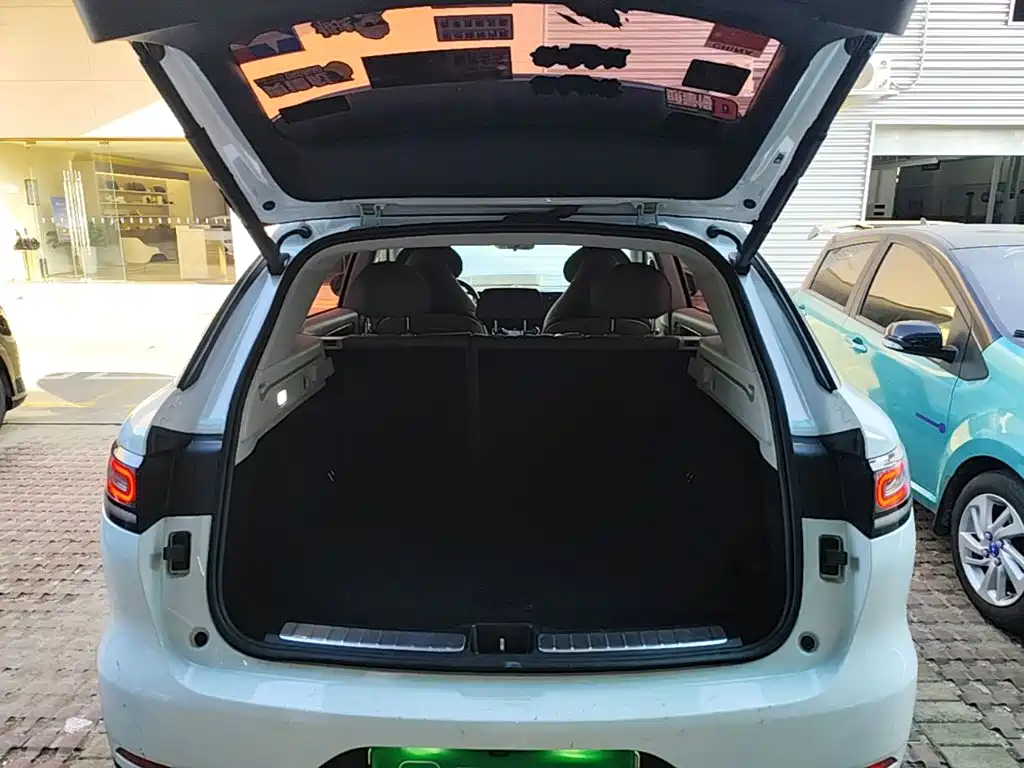 Leapmotor Leapmotor C11 — миниатюра 19