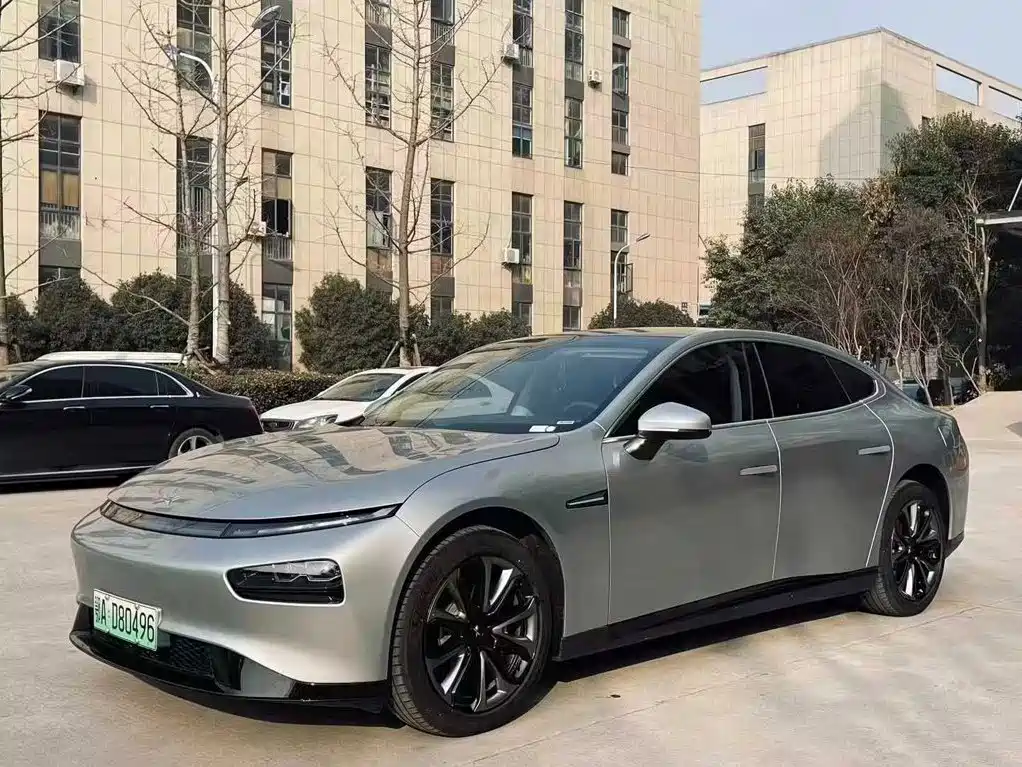 XPeng P7