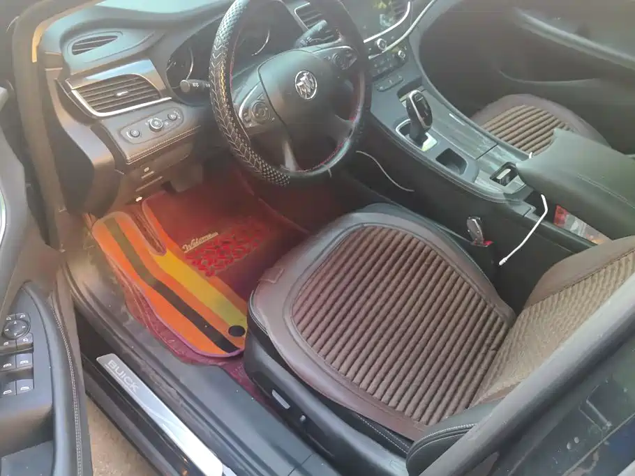 Buick LaCrosse — миниатюра 9