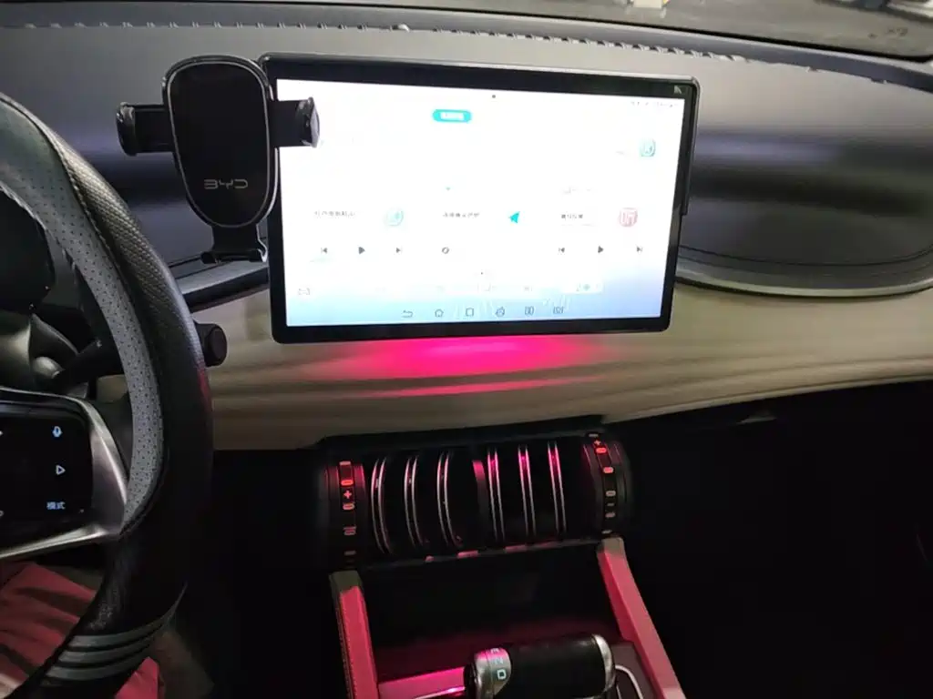 BYD Yuan Plus — миниатюра 13