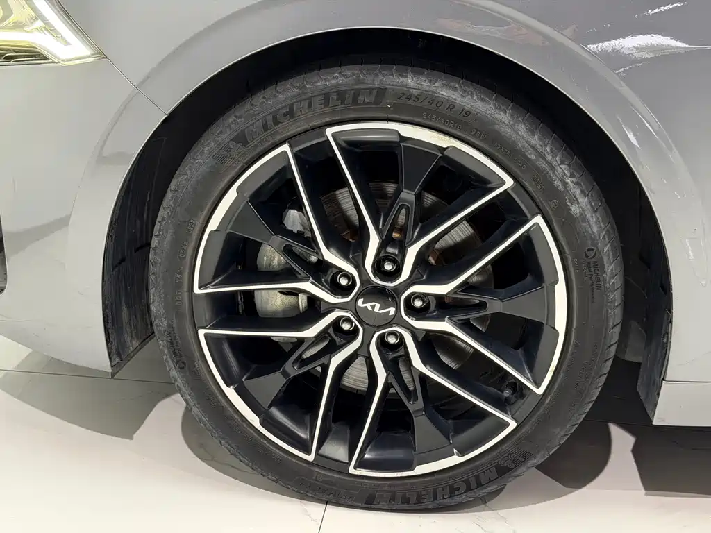 Kia K5 — миниатюра 23