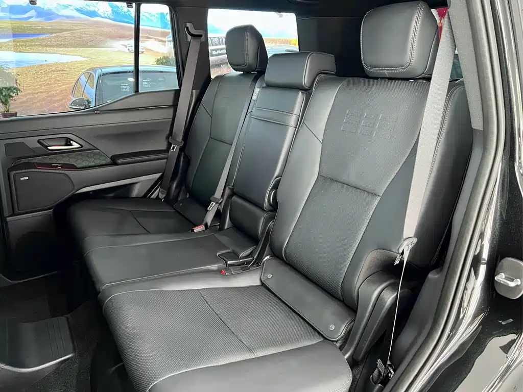 Lexus GX — миниатюра 11