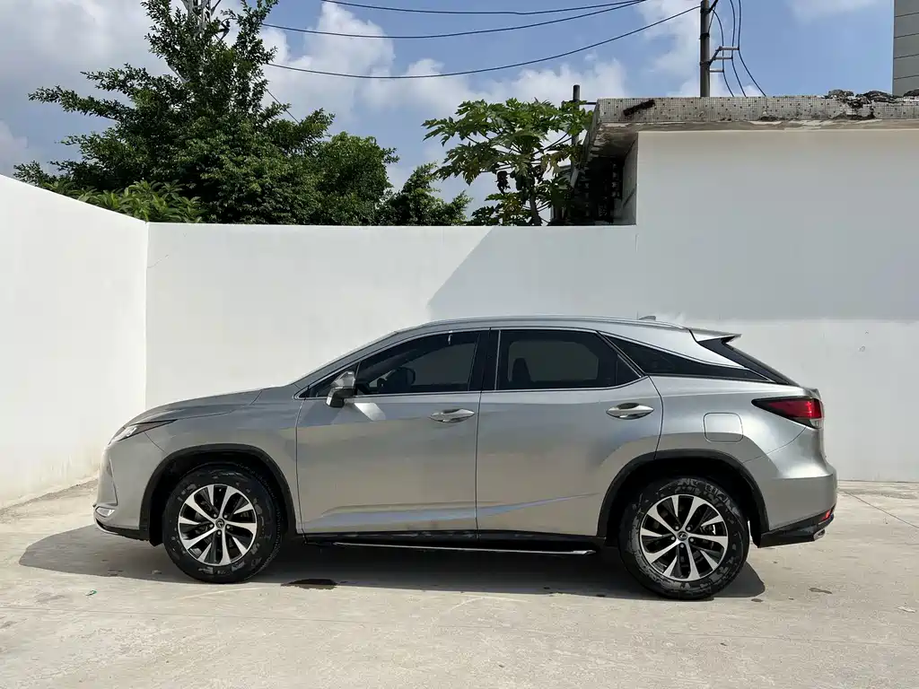 Lexus RX — миниатюра 3