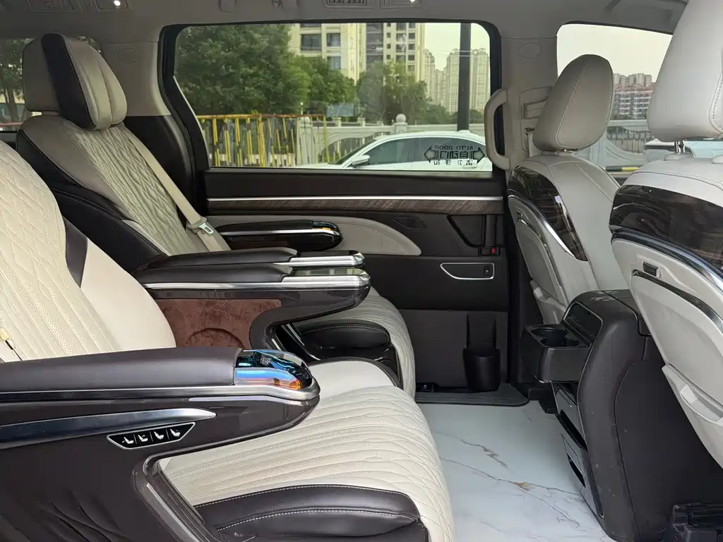 GAC Motor Trumpchi M8 — миниатюра 11