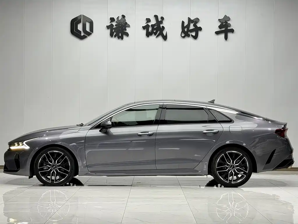 Kia K5 — миниатюра 4