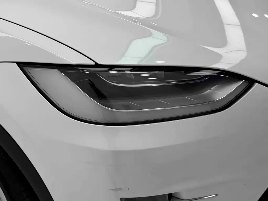 Tesla Model X — фотографии объявления, Фото 12
