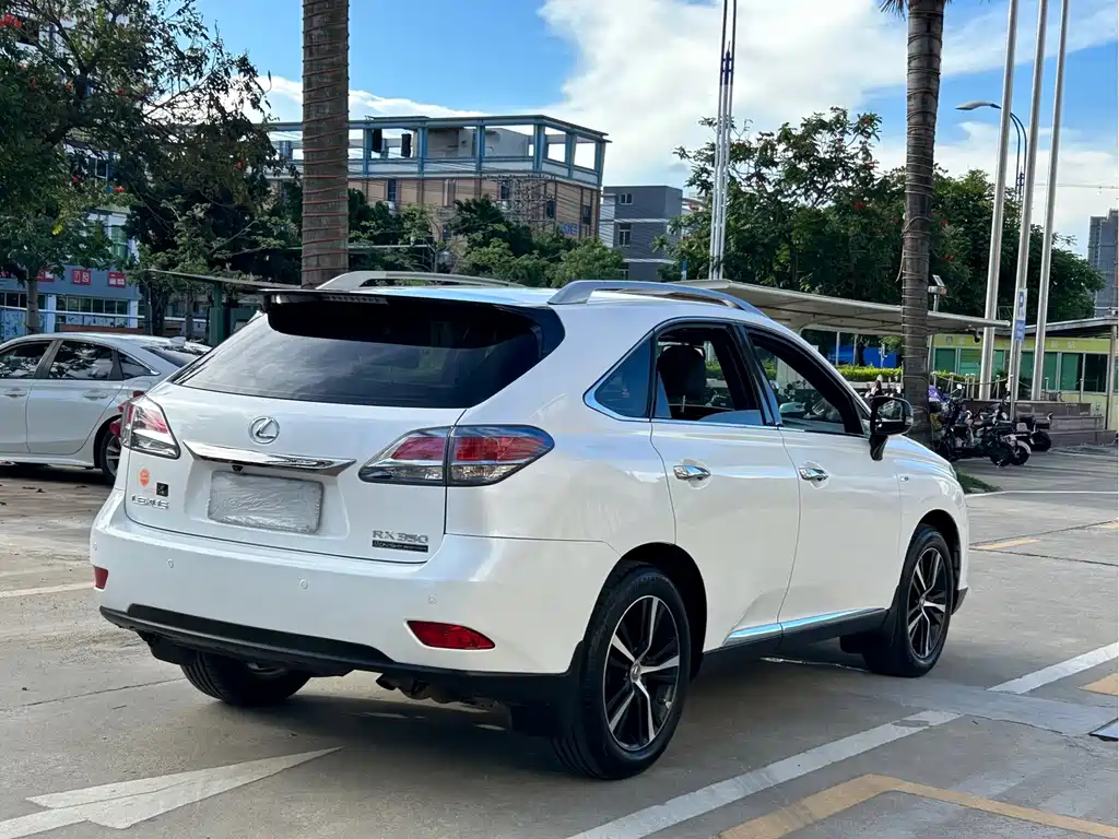 Lexus RX Classic — миниатюра 7