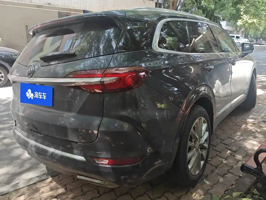 Buick Enclave — миниатюра 3