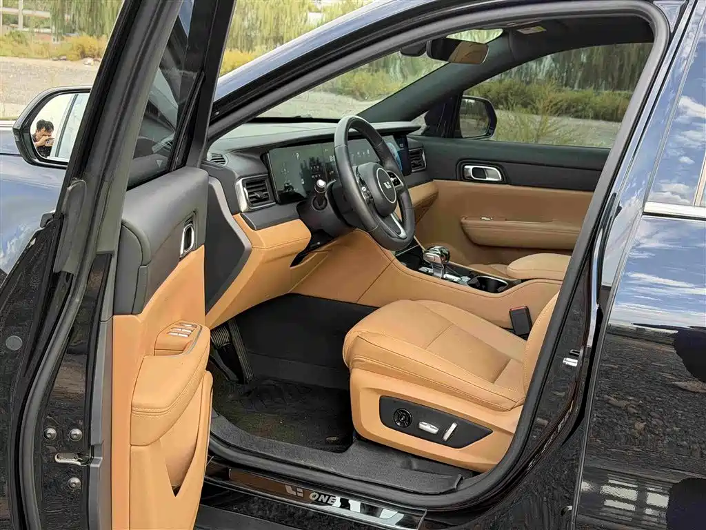 Li Auto Li ONE — миниатюра 7