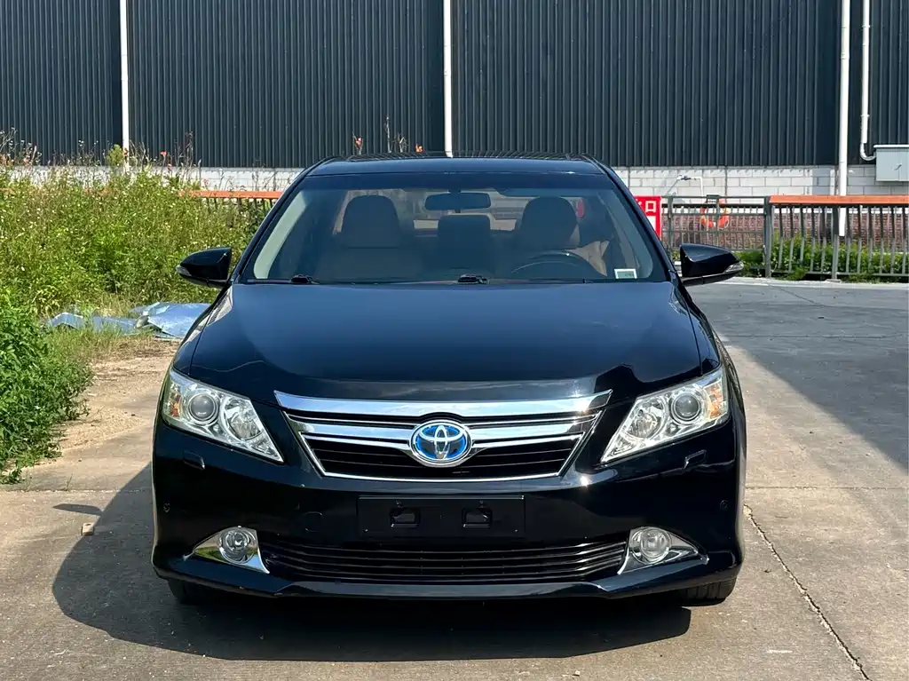 Toyota Camry — миниатюра 2