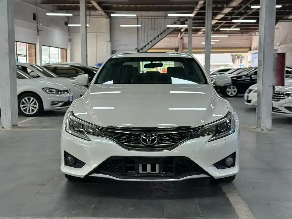 Toyota Reiz