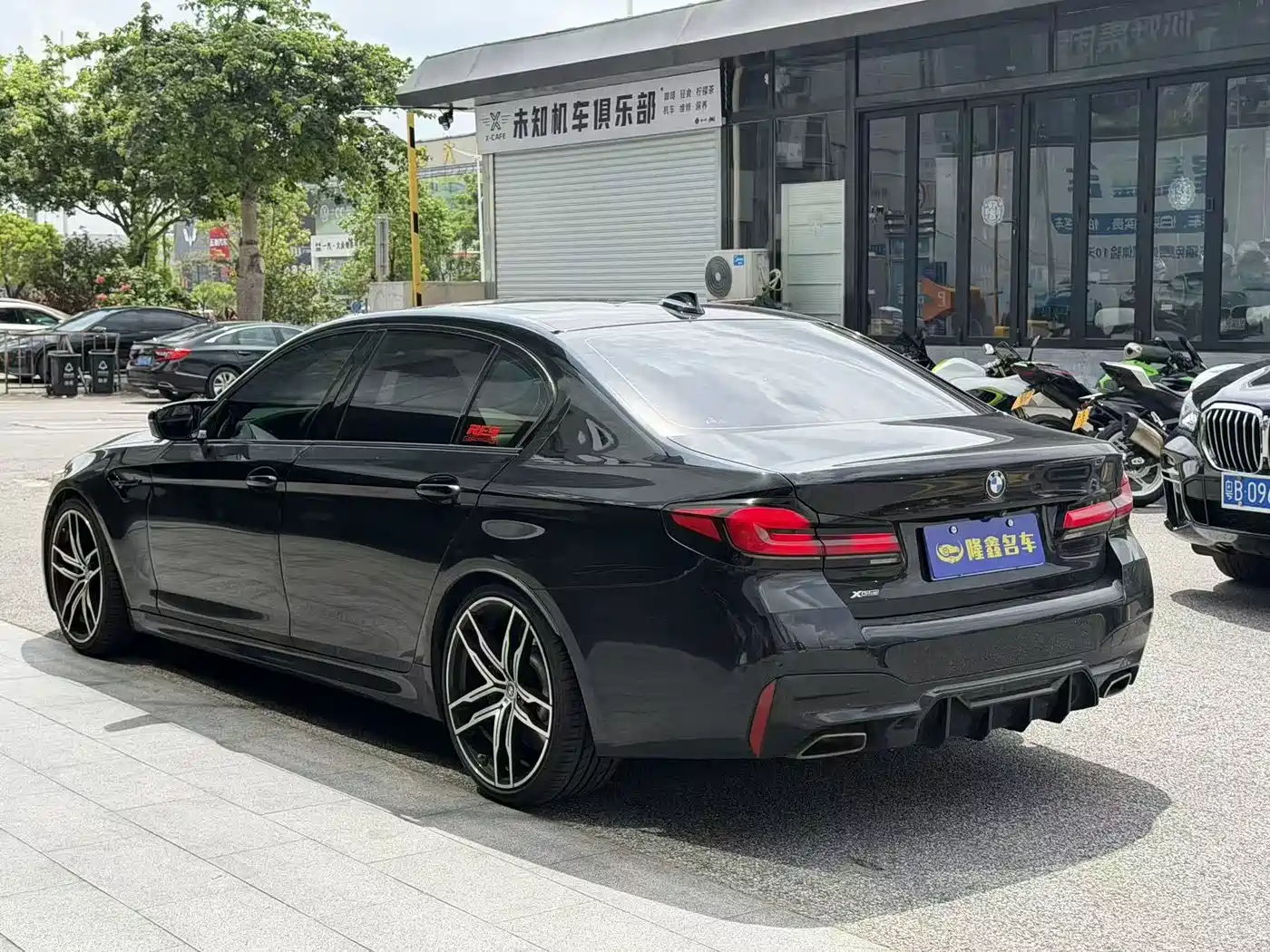 BMW 5 series id 4599664 из Китая 10