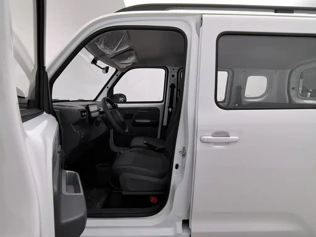 Wuling Zhiguang EV — миниатюра 10