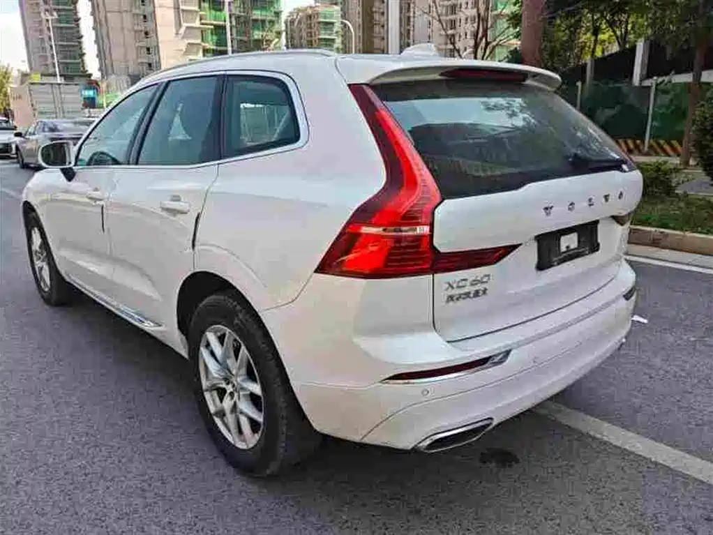 Volvo XC60 — миниатюра 7
