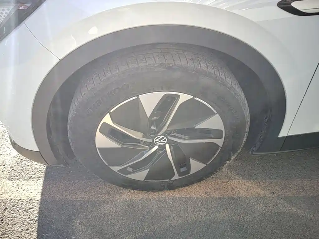 Volkswagen ID.4 Crozz — миниатюра 23