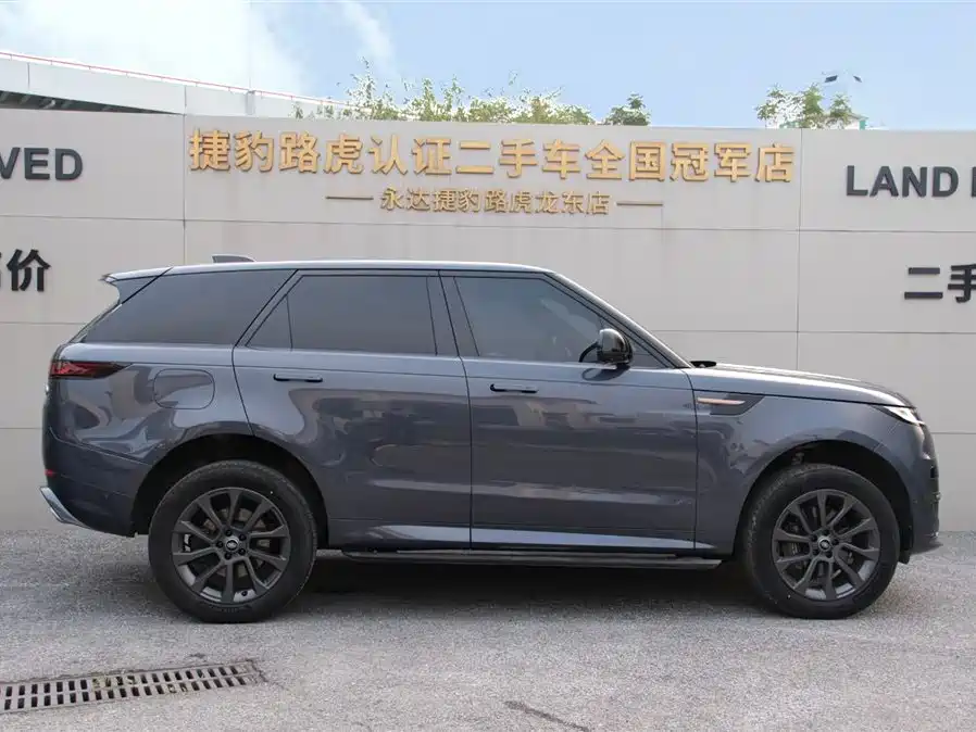 Land Rover Range Rover Sport 2023 — фото 9
