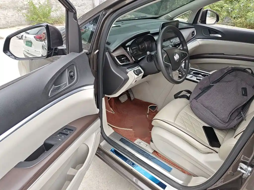 Buick GL8 — миниатюра 16