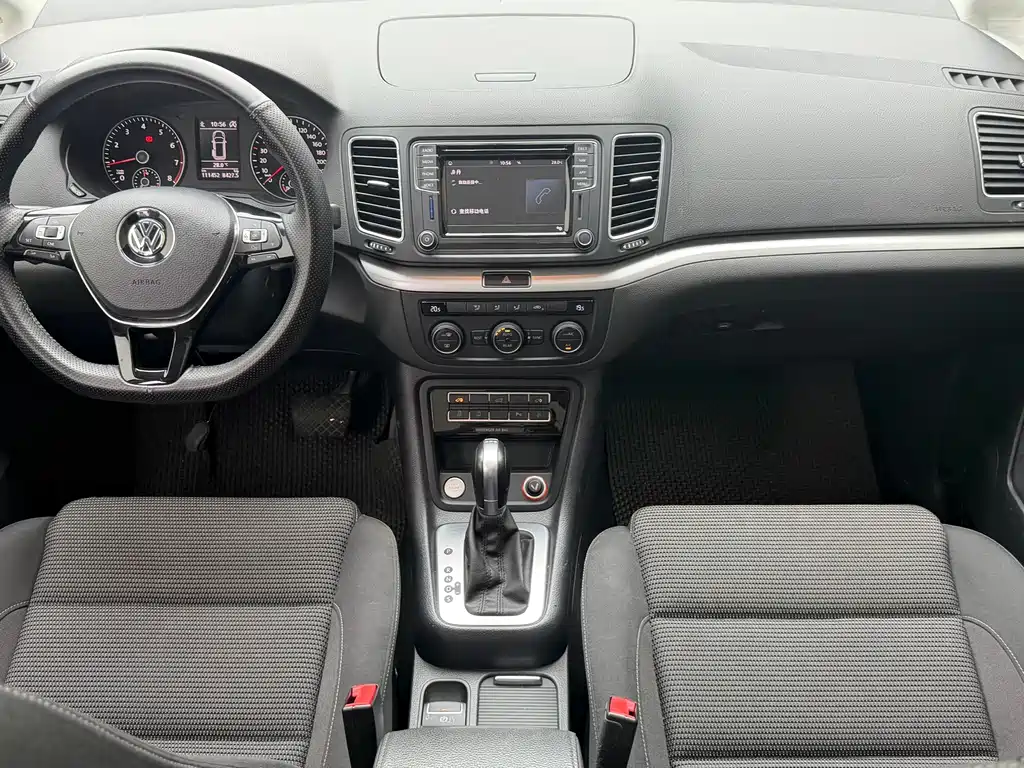 Volkswagen Sharan — миниатюра 6