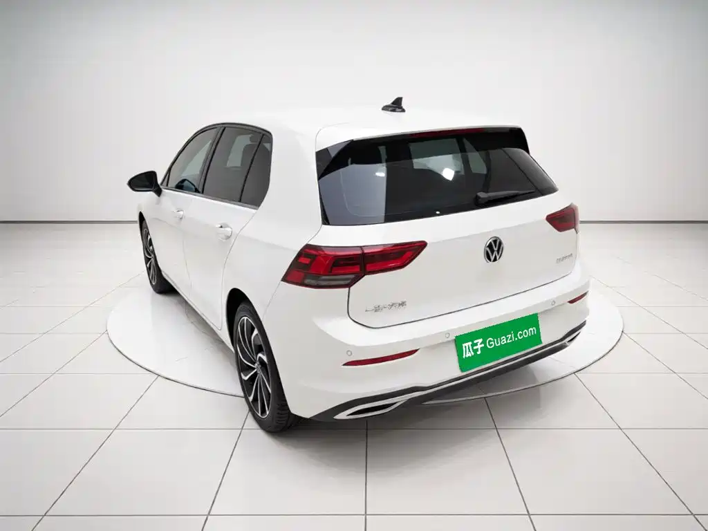 Volkswagen Golf — миниатюра 4