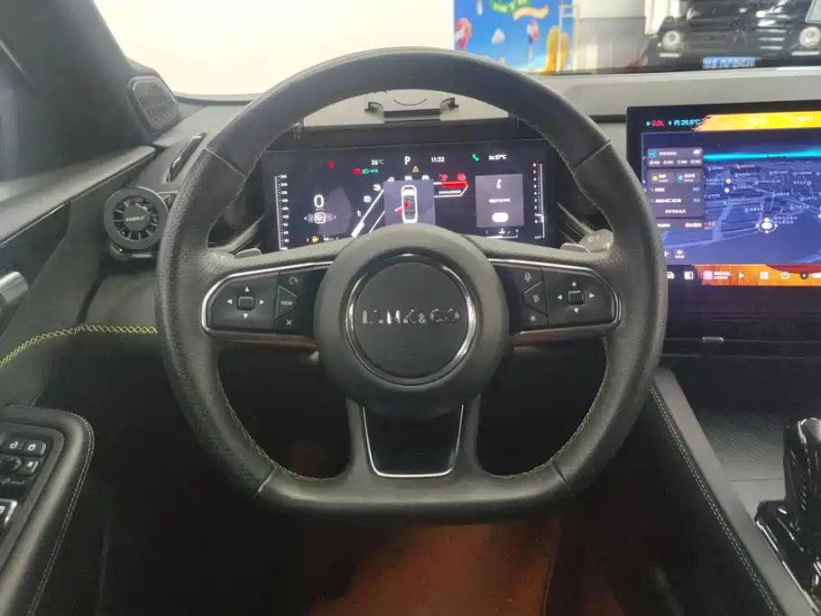 Lynk & Co 03 — миниатюра 15