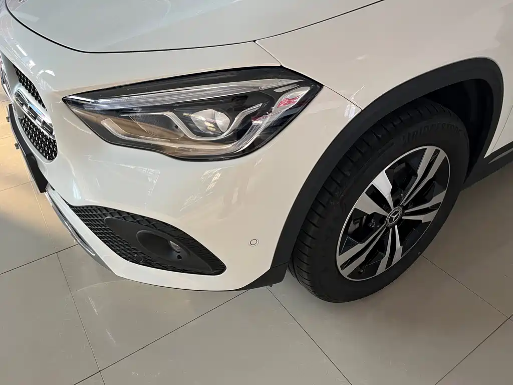 Mercedes-Benz GLA — миниатюра 4