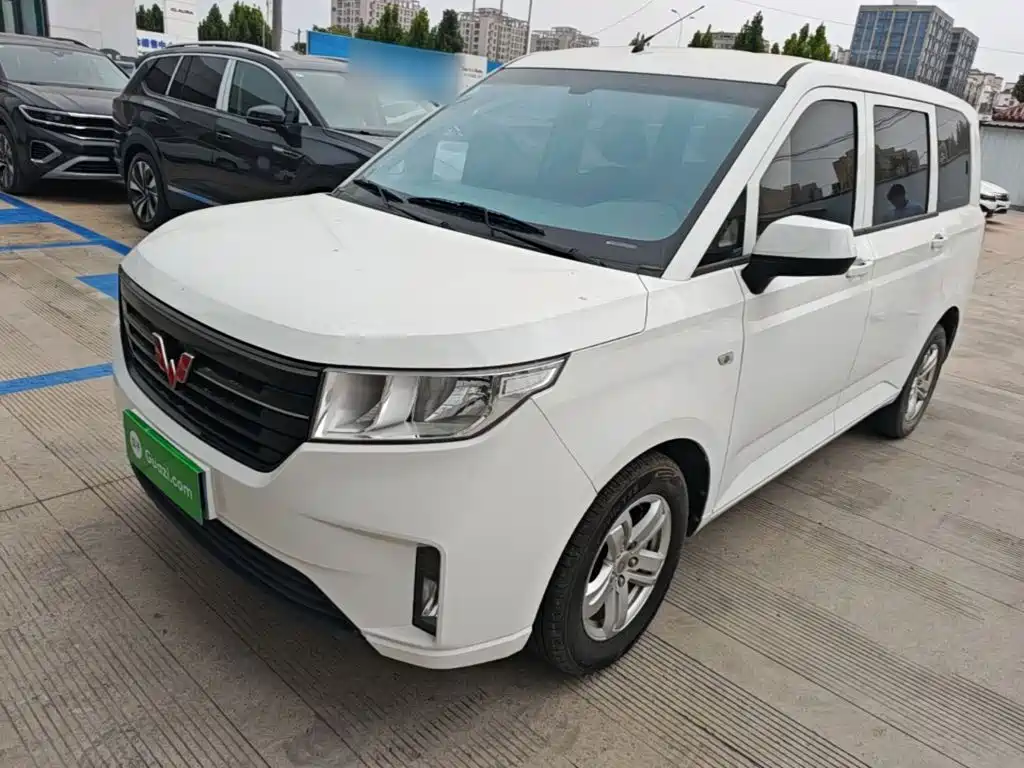 Wuling Hongguang PLUS — миниатюра 2