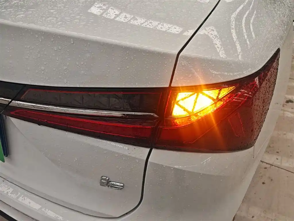 Roewe i5 2023 1.5L MT