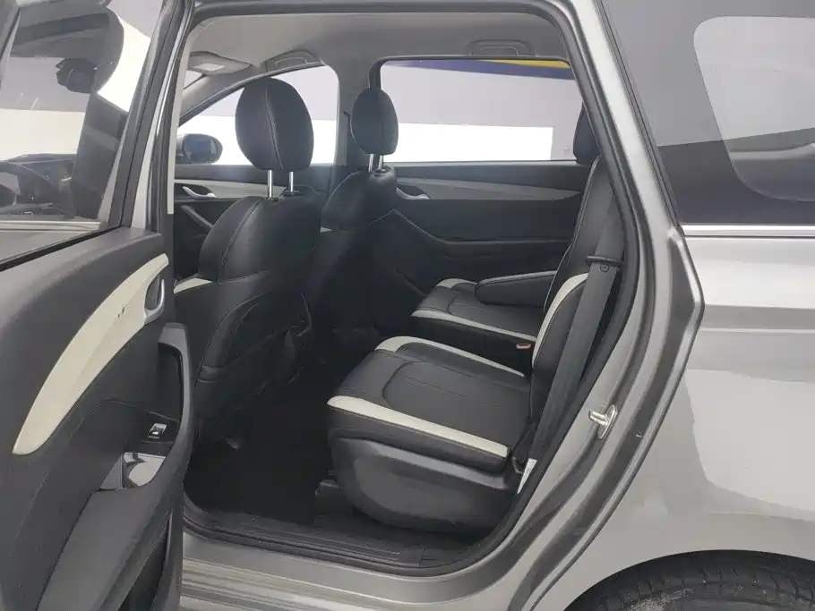 Baojun 360 — миниатюра 11