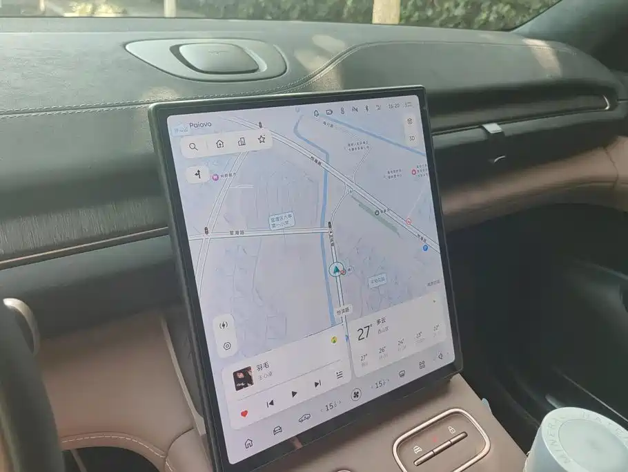 NIO EC6 — миниатюра 13