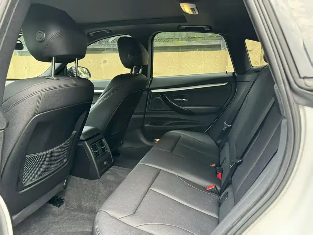 BMW 3 Series GT — миниатюра 10