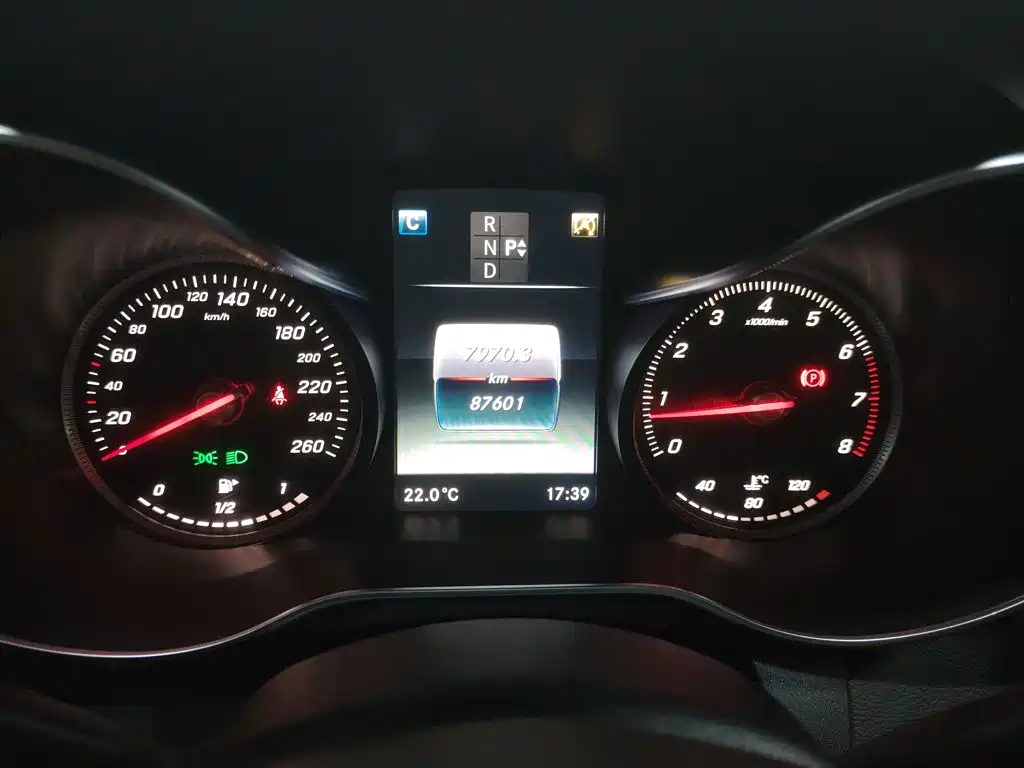 Mercedes-Benz C-Class — миниатюра 5