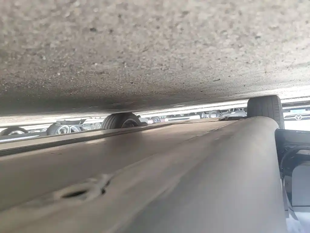 Tesla Model Y — миниатюра 22