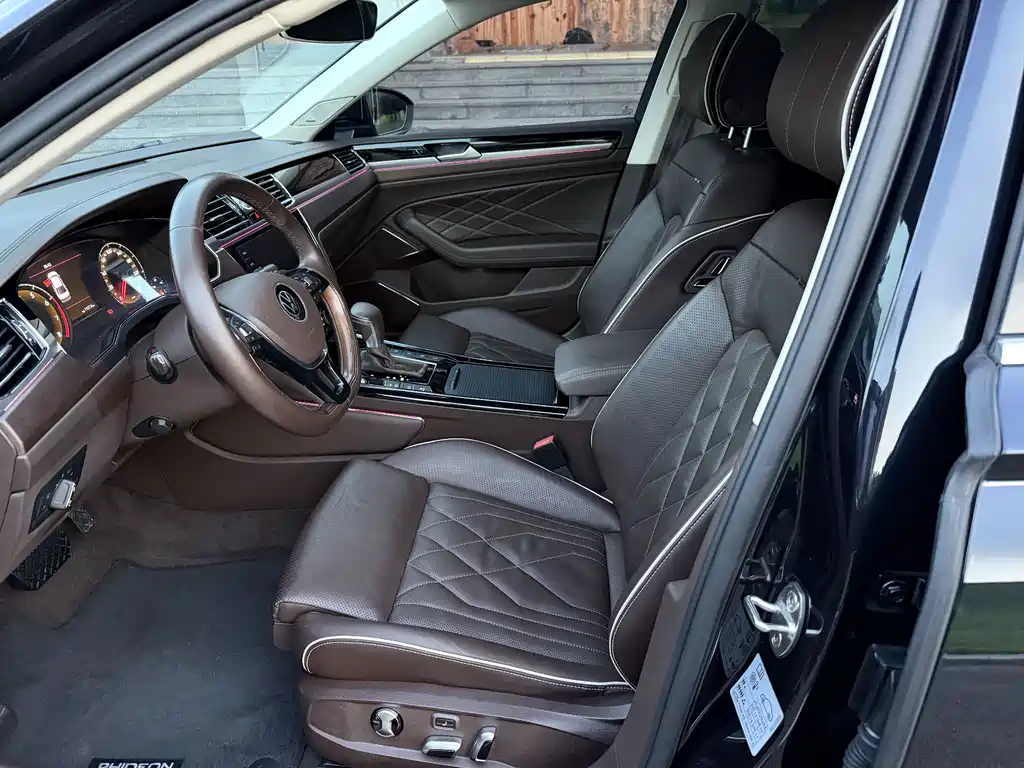 Volkswagen Phideon — миниатюра 8