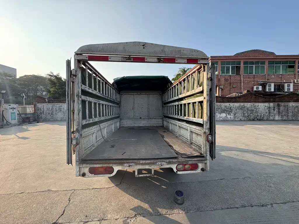 FEIDIE AUTO FLYING SAUCER Q2T