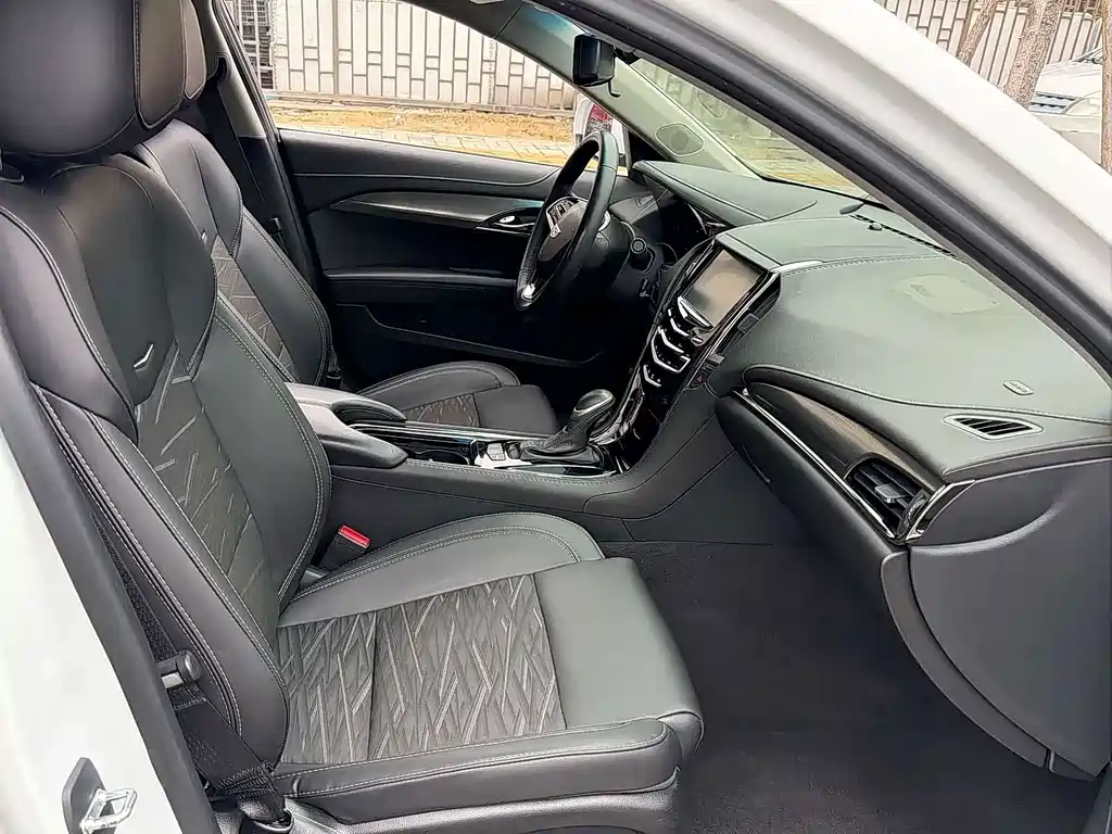 Cadillac ATS-L — миниатюра 4