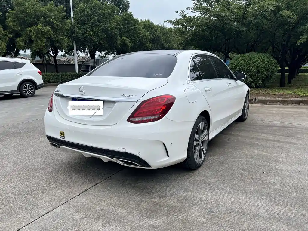 Mercedes-Benz C-Class — миниатюра 25