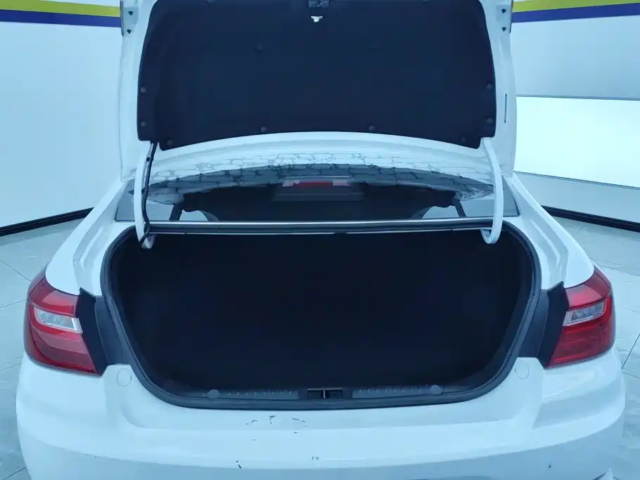 Geely Vision — миниатюра 4