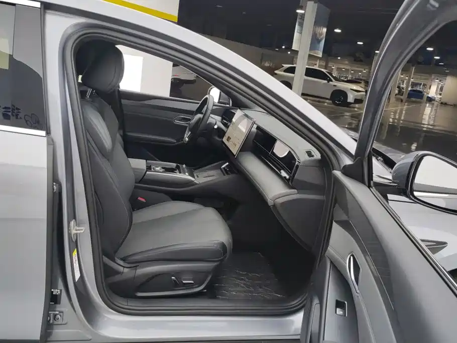 BYD Qin L — миниатюра 8